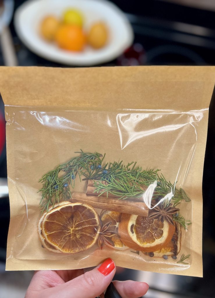 Dehydrated simmer pot gift pouch with clear view of ingredients